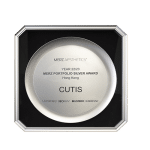 MERZ Aesthetics頒發給CUTIS的銀獎獎座，表彰其在美容產品銷售方面的卓越表現。